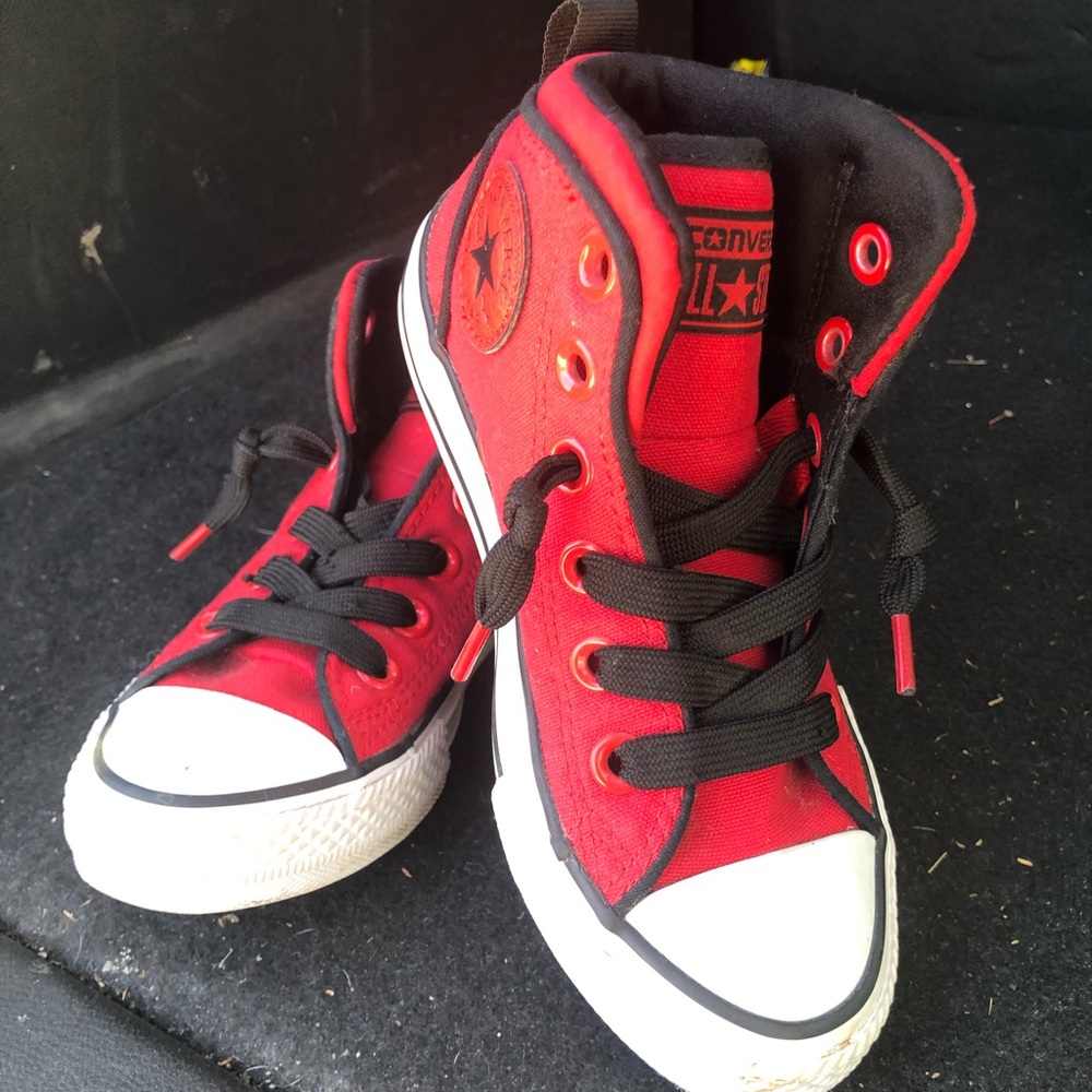 Red Kids Converse